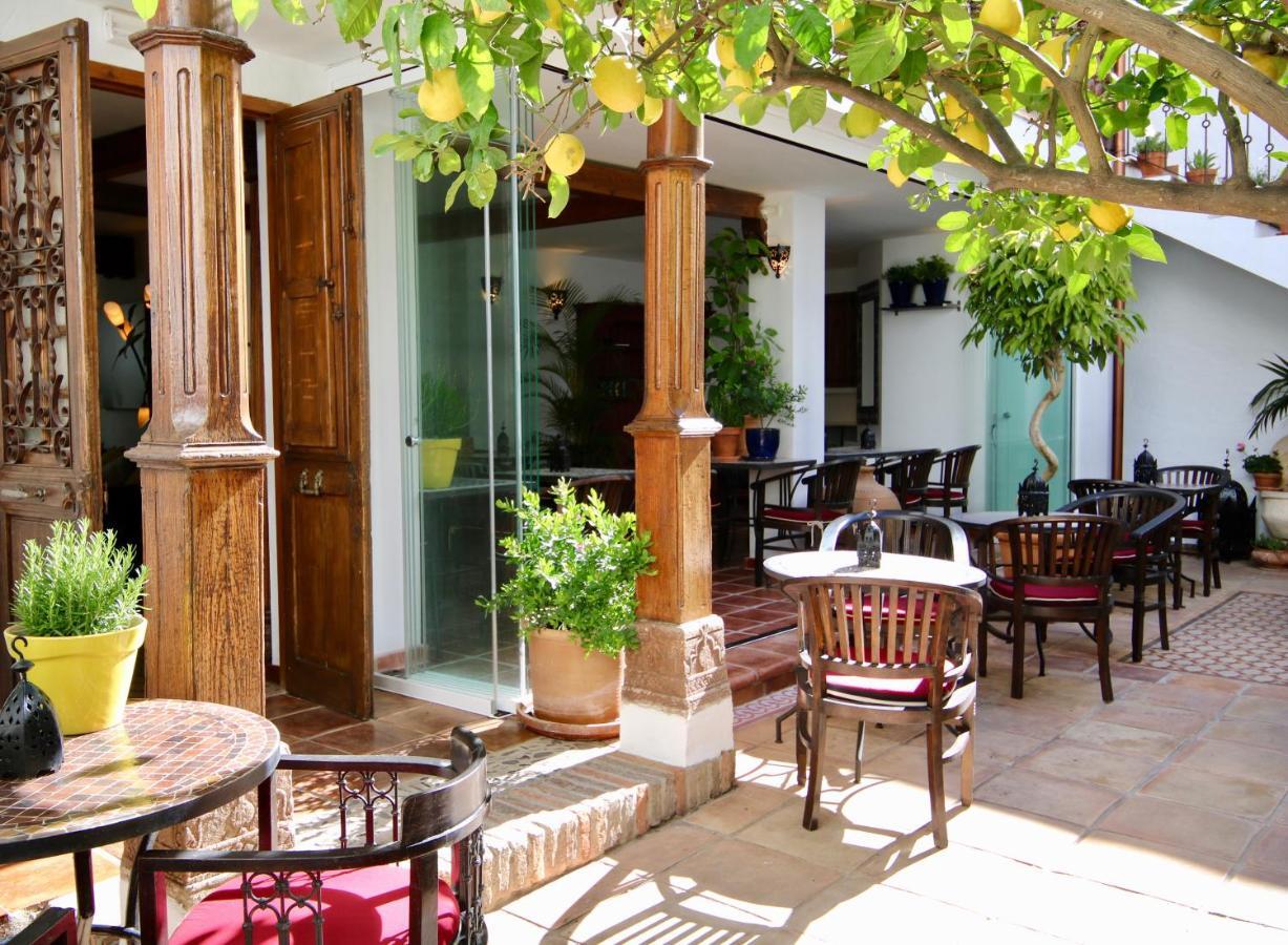 Boutique Hotel La Posada Del Angel Ojen Exterior photo